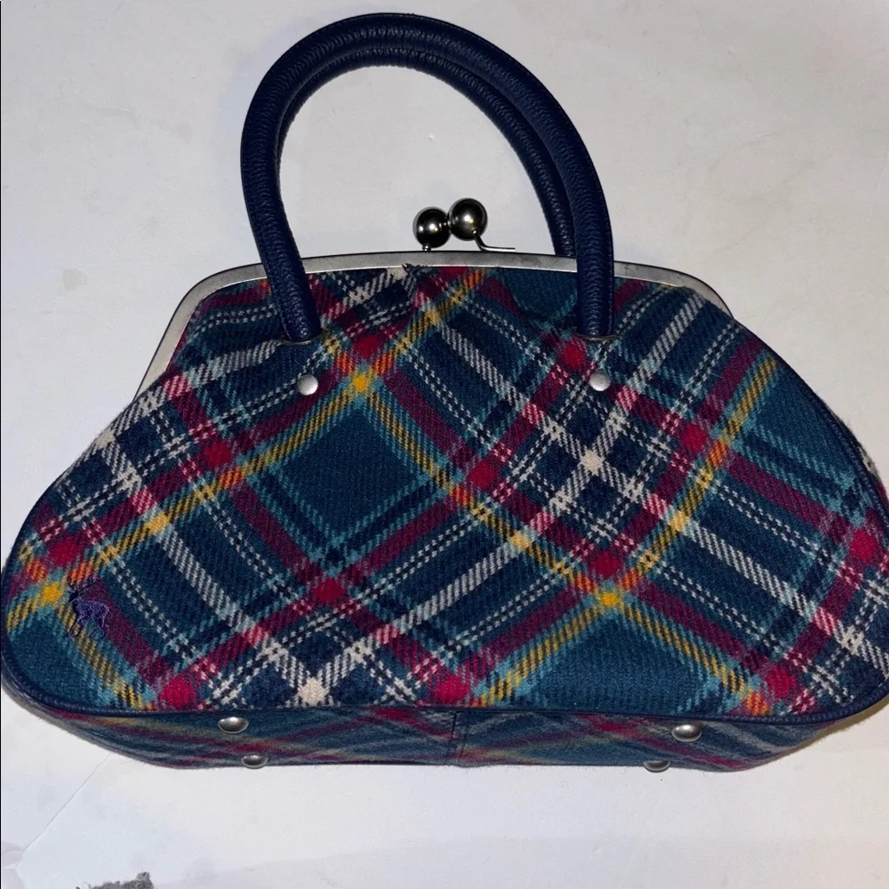 NESS BRAND..STRAIGHT FROM EDINBURGH SCOTLAND..TEAL PLAID WOOL TARTAN HAND BAG